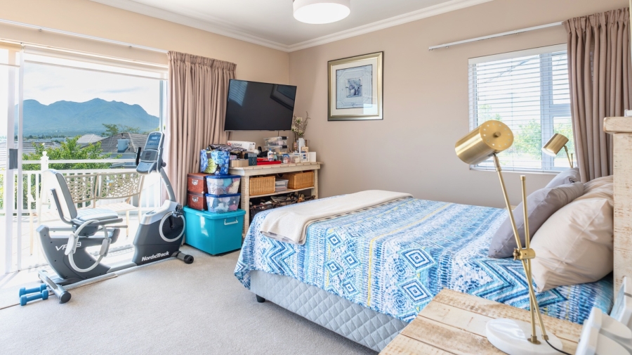 3 Bedroom Property for Sale in Kingswood Golf Estate Western Cape